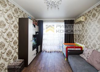 Продам двухкомнатную квартиру, 45.6 м2, Омская область, Алтайская улица, 48