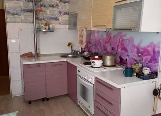 Продается двухкомнатная квартира, 44.4 м2, Тольятти, улица Баныкина, 70, Центральный район