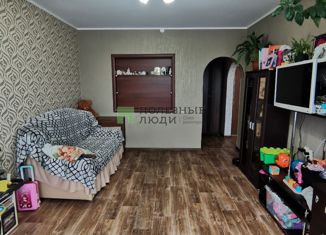 Продается двухкомнатная квартира, 51.2 м2, Ангарск, 7-й микрорайон, 15
