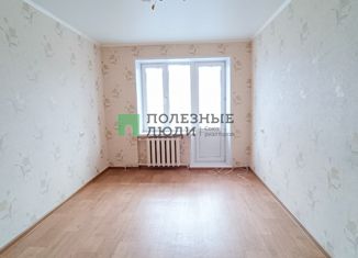 Продаю 1-ком. квартиру, 25 м2, Тобольск, микрорайон Менделеево, 8