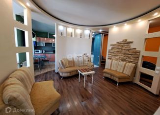 Сдается в аренду 2-ком. квартира, 60 м2, Сургут, проспект Мира, 53