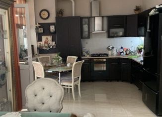 Четырехкомнатная квартира на продажу, 105 м2, Ставрополь, Комсомольская улица, 41, микрорайон №3