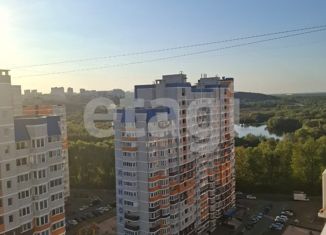 Продается 1-комнатная квартира, 42.2 м2, Брянская область, улица Комарова, 53