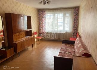 Продам двухкомнатную квартиру, 48 м2, Вышний Волочёк, улица Котовского, 63
