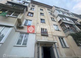 Продается 2-ком. квартира, 45.9 м2, Севастополь, проспект Генерала Острякова, 123