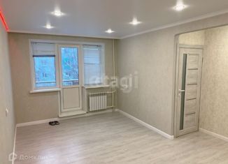 Продается 1-комнатная квартира, 31.8 м2, Тюмень, Ямская улица, 98