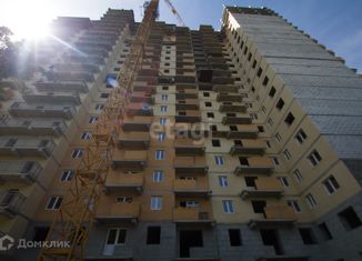 Продается однокомнатная квартира, 43 м2, Калуга, улица Пухова, 56, ЖК Поле Свободы