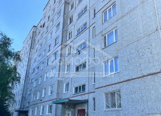 Продам двухкомнатную квартиру, 52.5 м2, Омская область, улица Крупской, 17