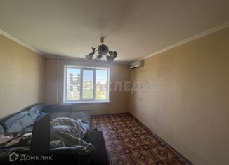 Трехкомнатная квартира на продажу, 64 м2, Волгодонск, улица Энтузиастов, 40