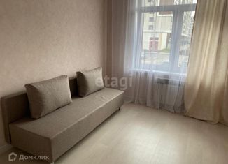Сдам 2-ком. квартиру, 54.8 м2, Сургут, улица Ивана Захарова, 9/2