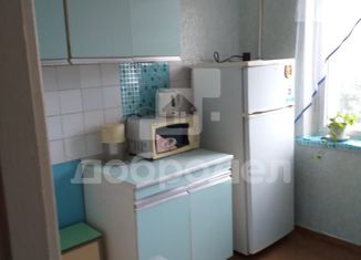 Сдам в аренду 1-ком. квартиру, 32 м2, Екатеринбург, улица Красина, 7, улица Красина