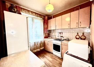 Продам трехкомнатную квартиру, 57 м2, Москва, улица Подольских Курсантов, 5с6, метро Пражская