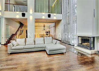 Продаю дом, 820 м2, деревня Румянцево