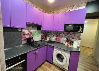 Продаю трехкомнатную квартиру, 59.4 м2, Курган, проспект Конституции, 69А, район Энергетики