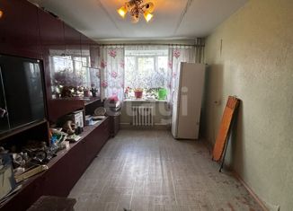 Продажа 2-ком. квартиры, 49.3 м2, Камышлов, улица Строителей, 37