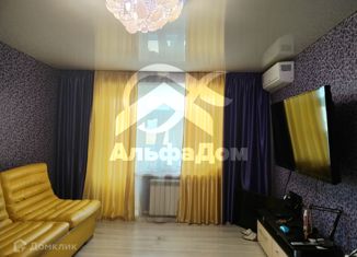 Продажа 2-комнатной квартиры, 52.7 м2, Еманжелинск, улица Титова, 2