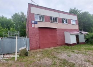 Продам офис, 300 м2, Нижнекамск, улица Менделеева, 52А