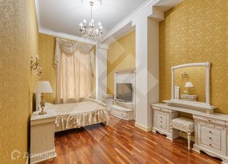 Сдается 3-комнатная квартира, 120 м2, Москва, Столешников переулок, 9с3, метро Чеховская