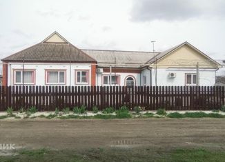 Продается дом, 150 м2, станица Петровская, Райкомовская улица, 7