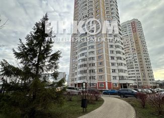 Продаю 1-ком. квартиру, 39.5 м2, Московский, улица Москвитина, 1к2