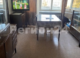 Продаю 2-ком. квартиру, 45 м2, Зеленогорск, Советская улица, 10