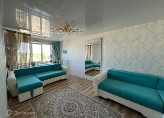 Продам 3-ком. квартиру, 77 м2, Петергоф, Петергофская улица, 8
