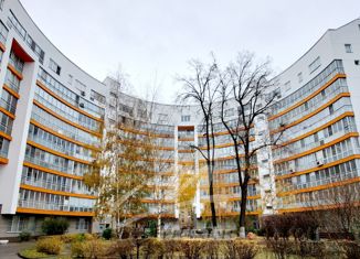 Продам 3-комнатную квартиру, 92.6 м2, Москва, Суворовская улица, 10, Суворовская улица