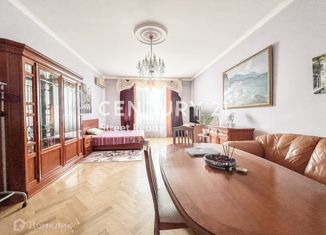 Продается трехкомнатная квартира, 137.9 м2, Москва, Рублёвское шоссе, 11к2, метро Кунцевская