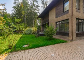 Продам дом, 390 м2, деревня Жуковка