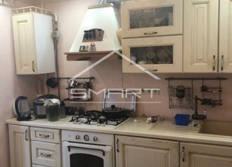 Продам 3-ком. квартиру, 64.1 м2, Ольгинка, 3-й микрорайон, 1