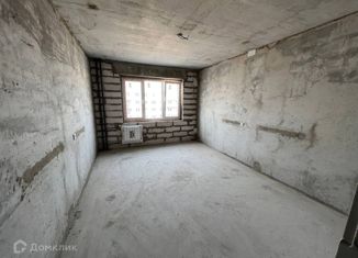 Продаю двухкомнатную квартиру, 70.3 м2, Ковров, улица Маршала Устинова, 7