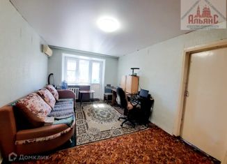 Продам двухкомнатную квартиру, 44 м2, село Икряное, Советская улица, 42