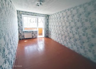 Продается двухкомнатная квартира, 44 м2, Горно-Алтайск, Коммунистический проспект, 168