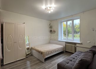 Продается 1-ком. квартира, 42 м2, Киров, Красноармейская улица, 10