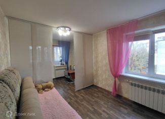 Продается 2-ком. квартира, 44.3 м2, Самара, метро Победа, улица Георгия Ратнера, 23