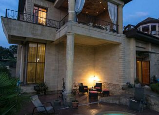 Продажа дома, 350 м2, посёлок городского типа Дагомыс, Ленинградская улица, 7