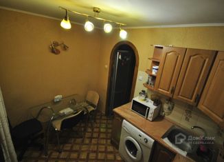 Аренда 3-ком. квартиры, 60 м2, Севастополь, улица Генерала Коломийца, 5, Ленинский район