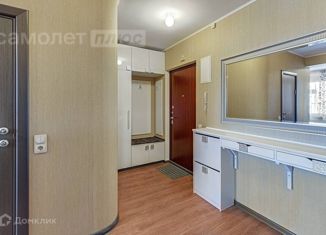 Продам однокомнатную квартиру, 37.7 м2, Москва, 2-я Вольская улица, 24, метро Некрасовка