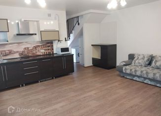 Сдается в аренду 3-комнатная квартира, 86 м2, деревня Патрушева, Мирная улица, 54, ЖК Биография