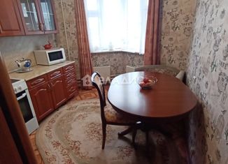 Продаю 2-ком. квартиру, 52 м2, Москва, улица Дмитриевского, 7, улица Дмитриевского