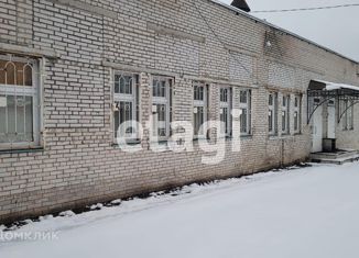 Продажа офиса, 409.1 м2, Луга, проспект Кирова