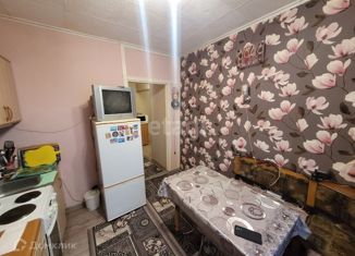 Продам двухкомнатную квартиру, 67 м2, Тюменская область, улица Муравленко, 38