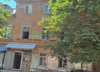 Продаю комнату, 66.5 м2, Саратов, Театральная площадь, 5, Фрунзенский район