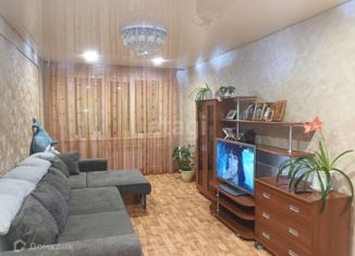 Продается 3-комнатная квартира, 66.8 м2, посёлок городского типа Боровский, улица Мира, 12