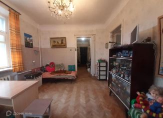 Продается 2-комнатная квартира, 57.3 м2, Волгоград, Комсомольская улица, 10, Центральный район