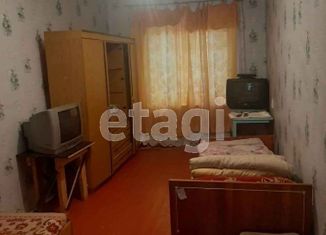 Продается 3-ком. квартира, 61.7 м2, посёлок Ленинск, улица Нефтяников, 2