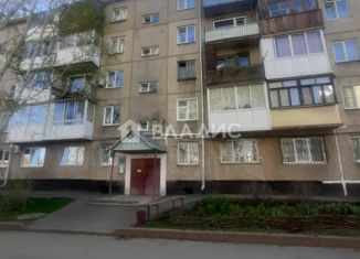 Продажа двухкомнатной квартиры, 44.6 м2, Кемеровская область, Новогодняя улица, 10