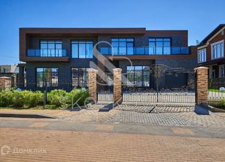 Продам дом, 545 м2, коттеджный поселок Монтевиль