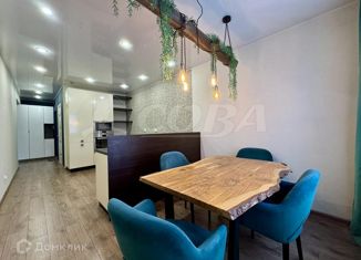 Продается трехкомнатная квартира, 81 м2, Тюмень, Заполярная улица, 13