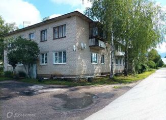 Продам 2-комнатную квартиру, 51.4 м2, деревня Болотная, деревня Болотная, 18